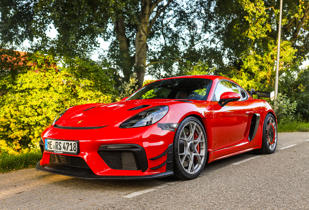 Porsche 718 Cayman GT4 RS Weissach Package Manthey Racing