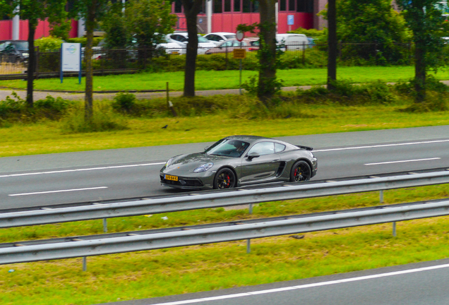 Porsche 718 Cayman GTS 4.0