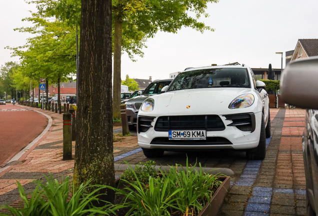 Porsche 95B Macan GTS MkII