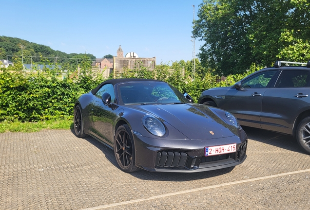 Porsche 992 Carrera 4 GTS Cabriolet MkII