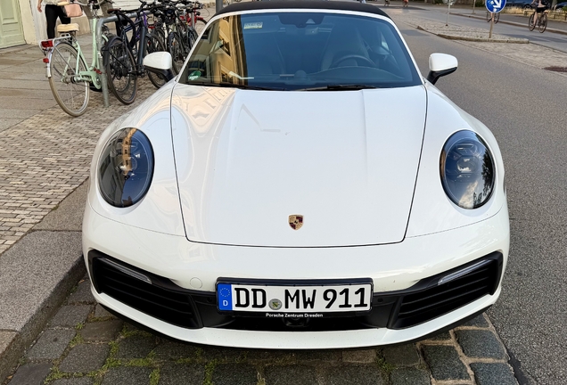Porsche 992 Carrera 4S Cabriolet MkII