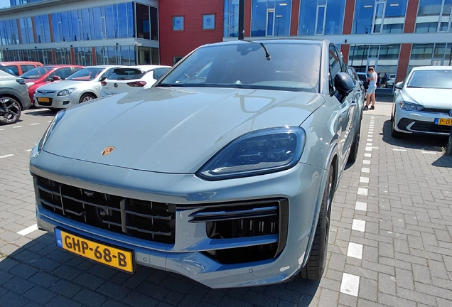 Porsche Cayenne Coupé Turbo E-Hybrid