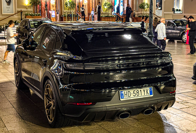 Porsche Cayenne Coupé Turbo E-Hybrid
