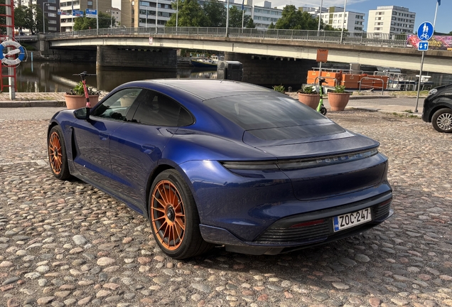Porsche Taycan Turbo MkI