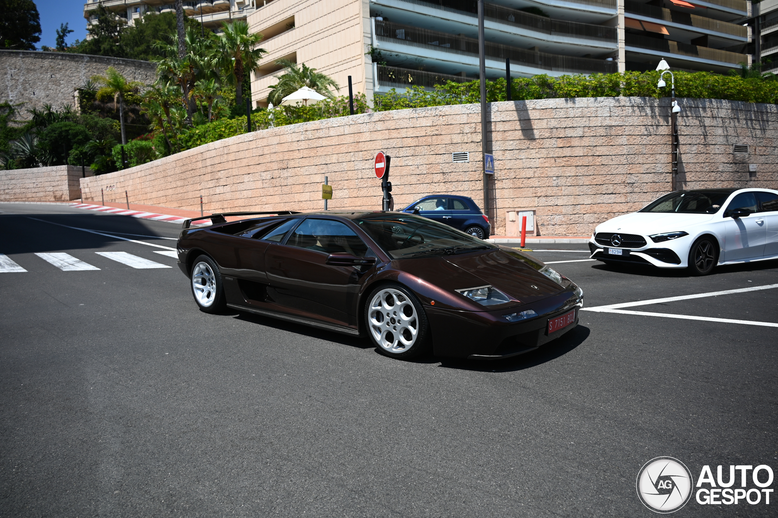 Lamborghini Diablo VT 6.0 SE op Spaanse rode platen