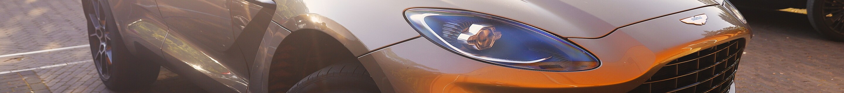 Aston Martin DBX