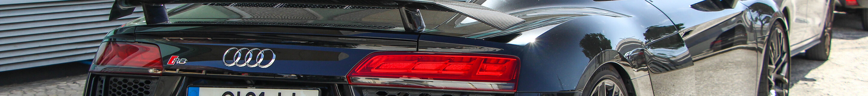 Audi R8 V10 Plus 2015