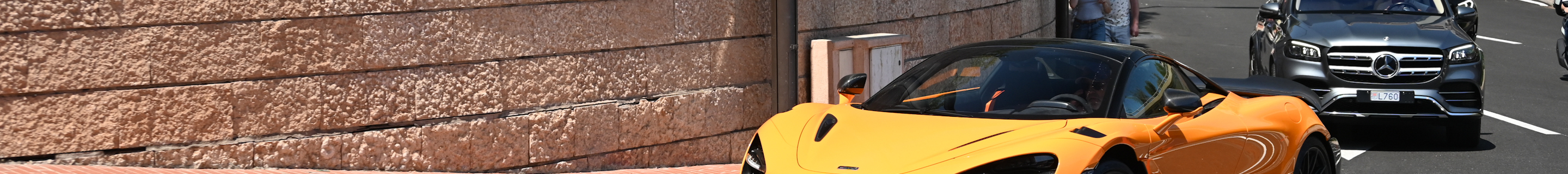 McLaren 765LT Spider