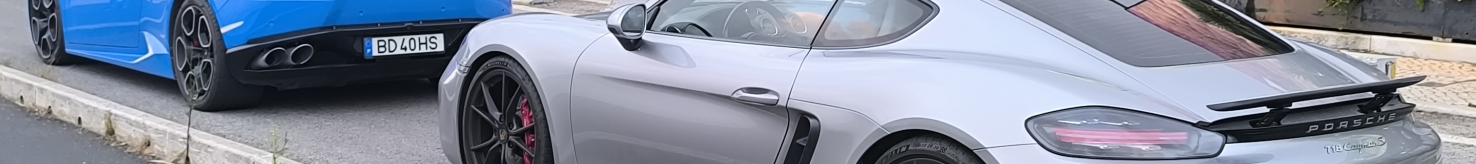 Porsche 718 Cayman S