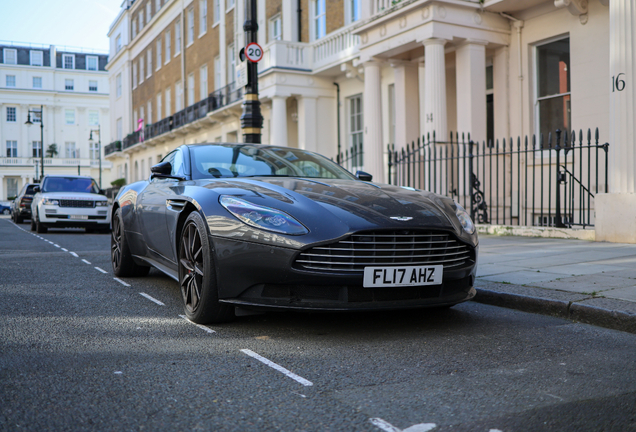 Aston Martin DB11