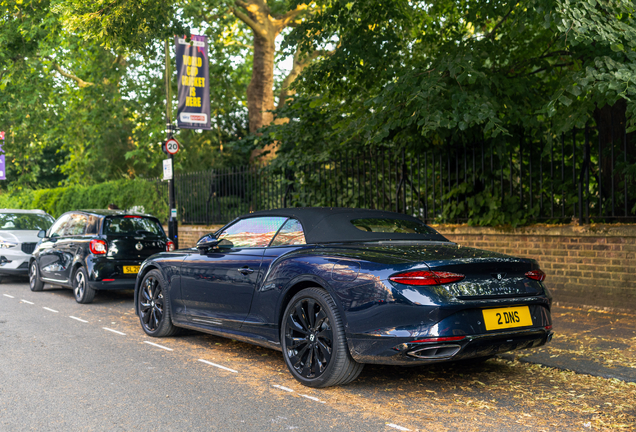 Bentley Continental GTC Black Edition 2025