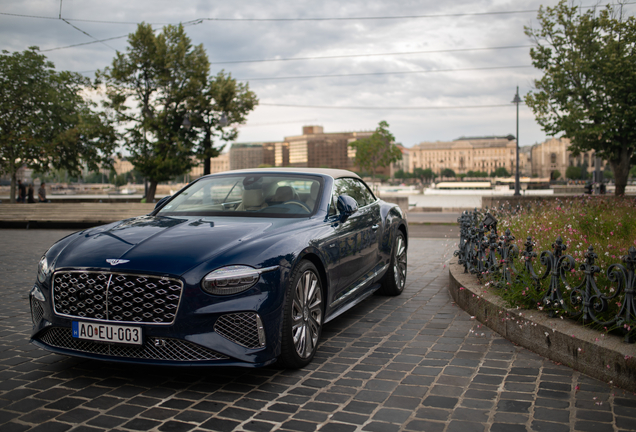 Bentley Continental GTC Mulliner 2025