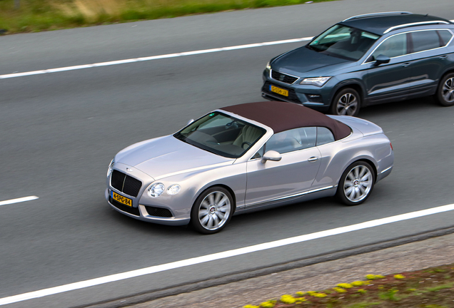 Bentley Continental GTC V8