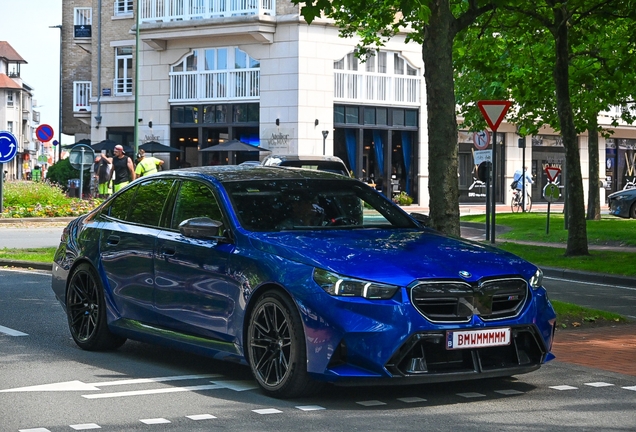 BMW M5 G90