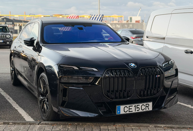 BMW M760e xDrive