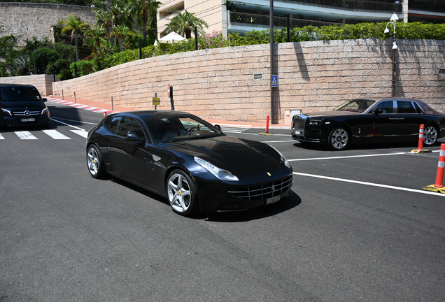 Ferrari FF
