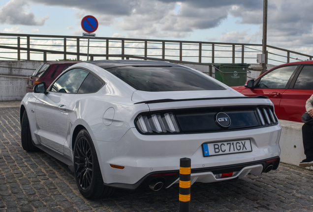 Ford Mustang GT 2015