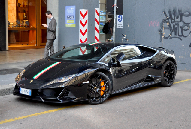 Lamborghini Huracán LP640-4 EVO