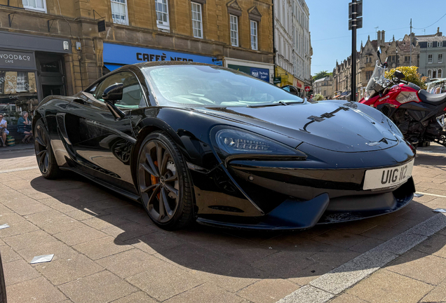 McLaren 570S