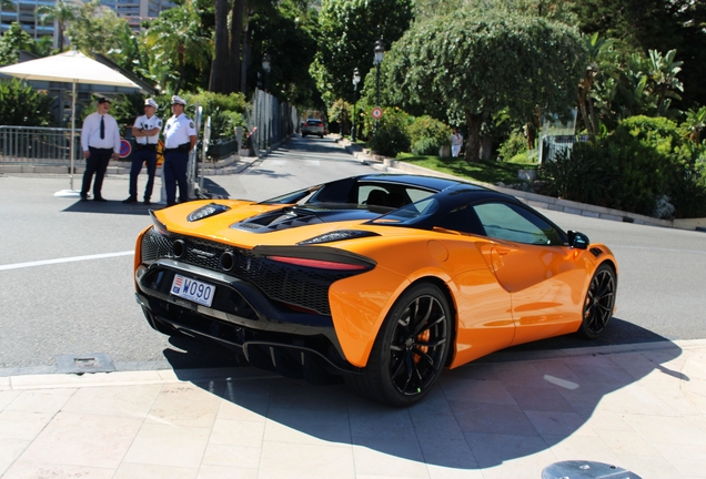 McLaren Artura Spider