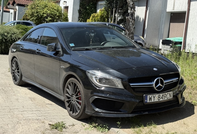 Mercedes-Benz CLA 45 AMG C117