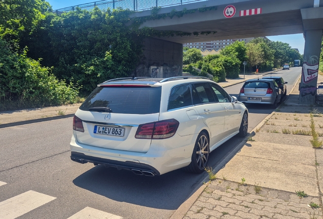 Mercedes-Benz E 63 AMG S212 2013