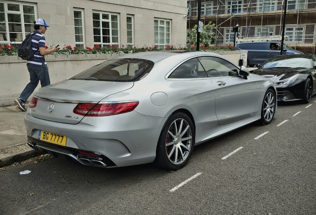 Mercedes-Benz S 63 AMG Coupé C217