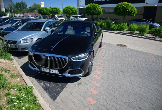 Mercedes-Maybach S 680 X223
