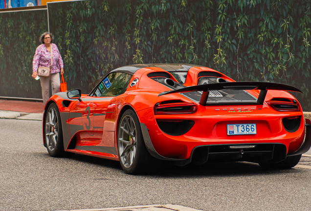 Porsche 918 Spyder Weissach Package
