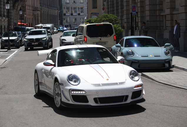 Porsche 997 GT3 RS 4.0