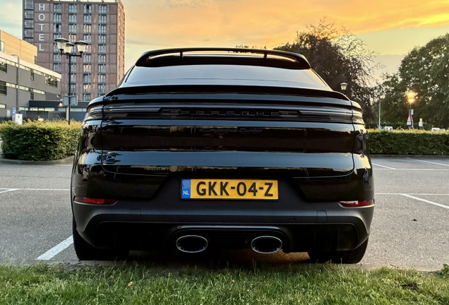 Porsche Cayenne Coupé Turbo E-Hybrid