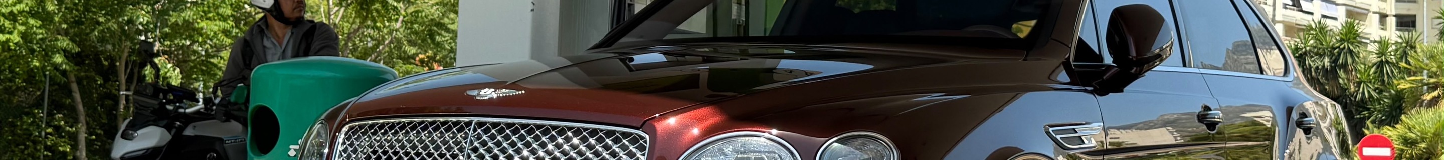 Bentley Bentayga V8 2021