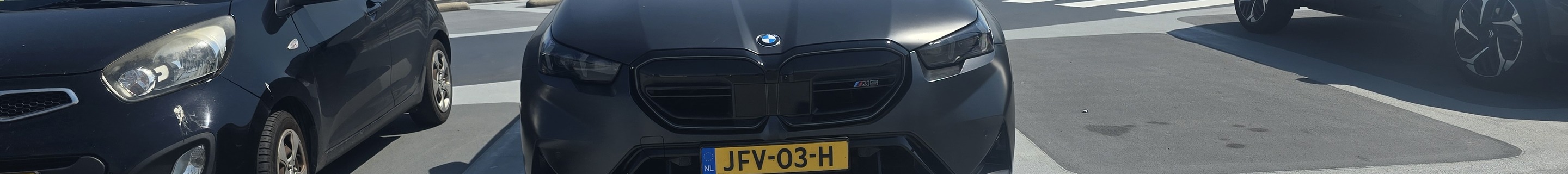 BMW M5 G90
