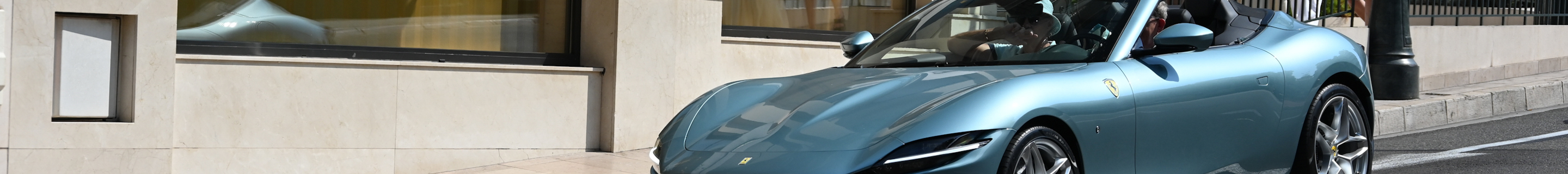 Ferrari Roma Spider