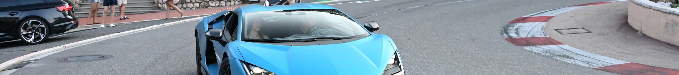 Lamborghini Revuelto