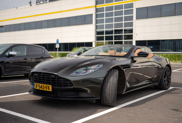 Aston Martin DB11 V8 Volante