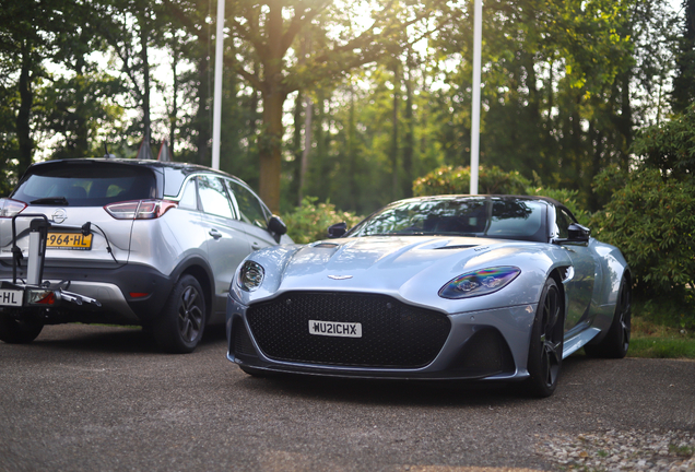 Aston Martin DBS Superleggera Volante