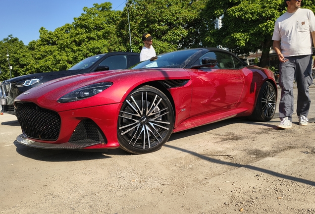 Aston Martin DBS Superleggera Volante