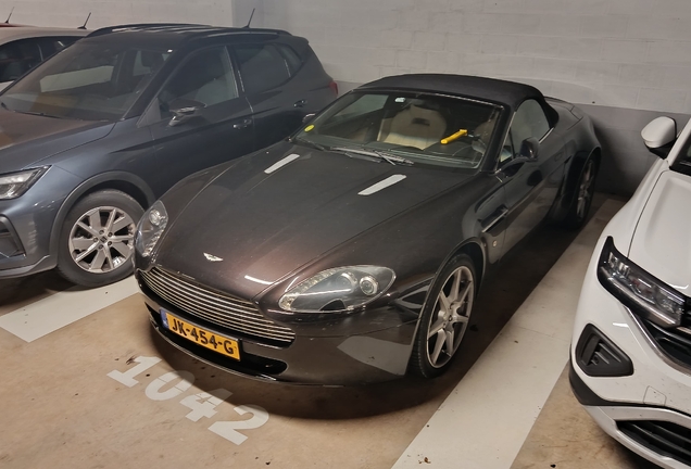Aston Martin V8 Vantage Roadster