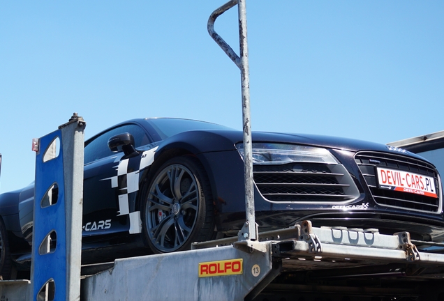 Audi R8 2013