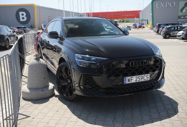 Audi RS Q8 2024