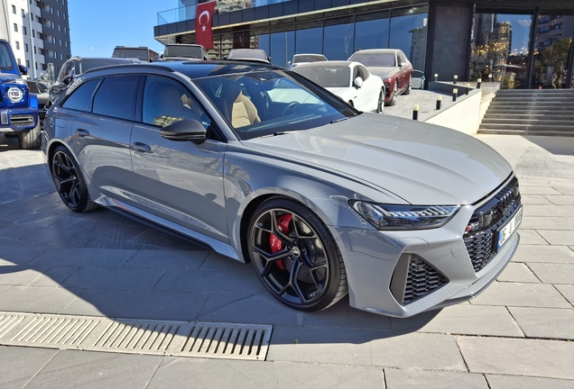 Audi RS6 Avant C8