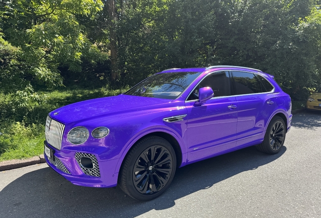 Bentley Bentayga Hybrid 2021