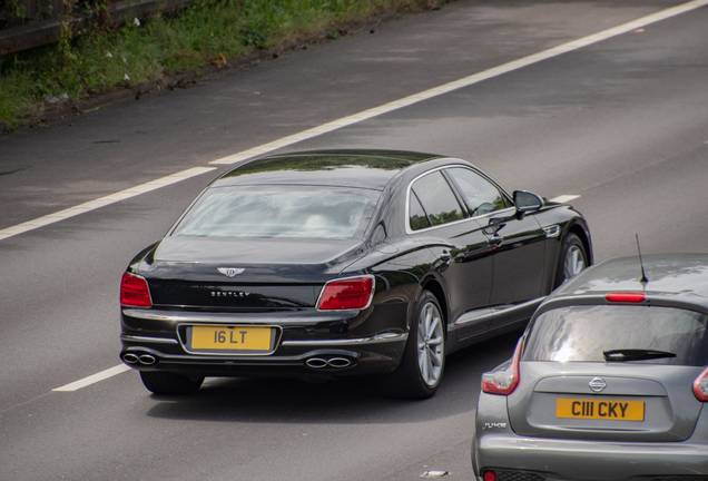Bentley Flying Spur V8 2021