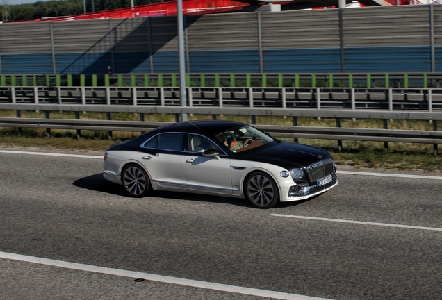 Bentley Flying Spur V8 Azure