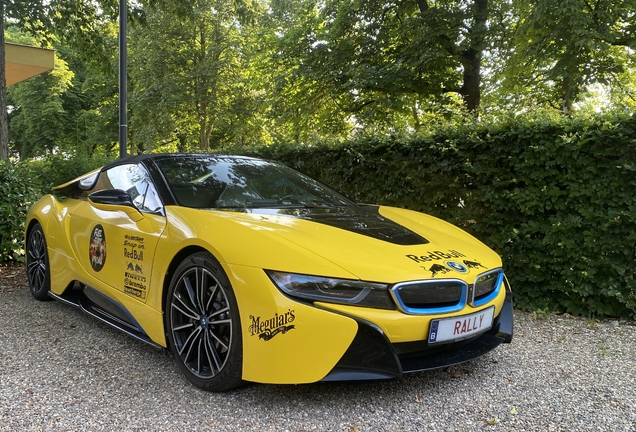 BMW i8 Roadster