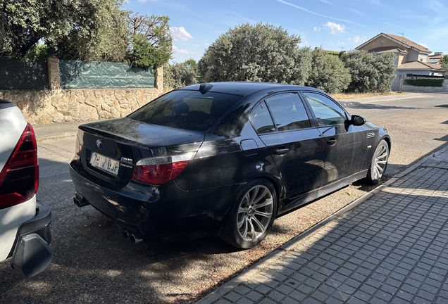 BMW M5 E60 2005