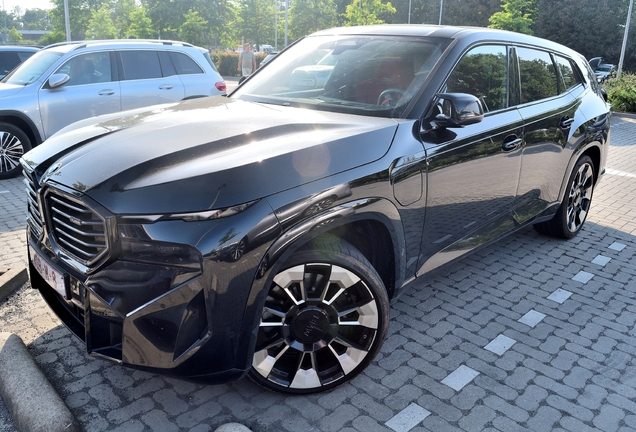 BMW XM G09