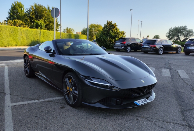 Ferrari Roma Spider