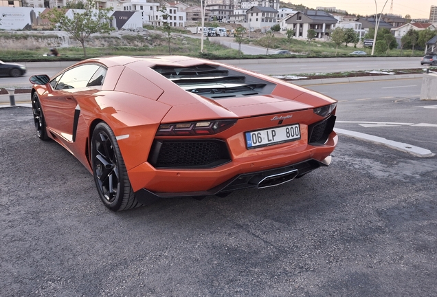 Lamborghini Aventador LP700-4